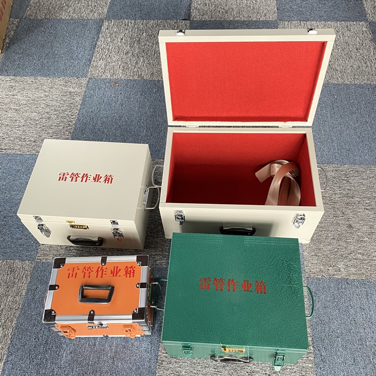 木垒爆破工程作业箱如何选择？玻璃钢与传统材质的全面对比